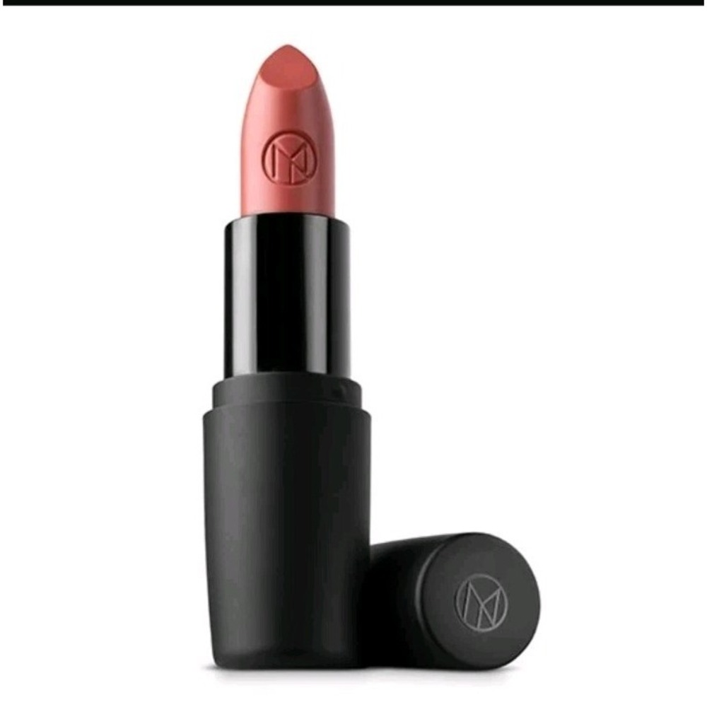 New IL Makiage Spring Semi Matte Finish Lip Slip Lipstick Soft Creamy Lip Color